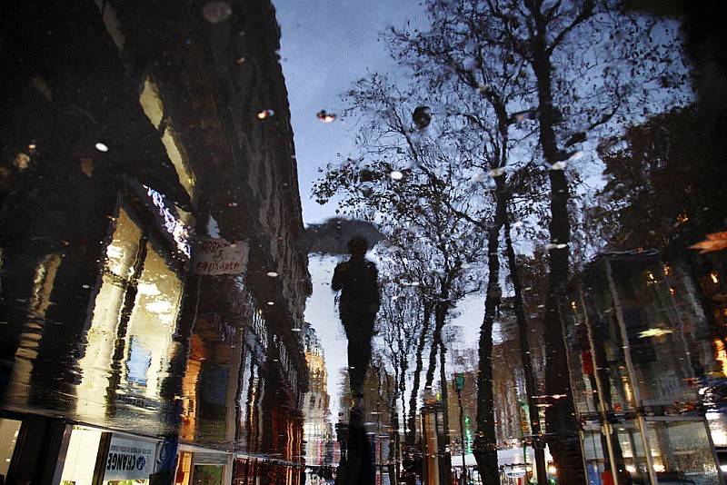 Paris in the rain | Christophe Jacrot photography